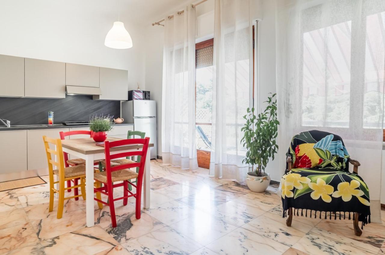 Lovely Apartment X5 W/ Terrace & Private Parking Специя Екстериор снимка